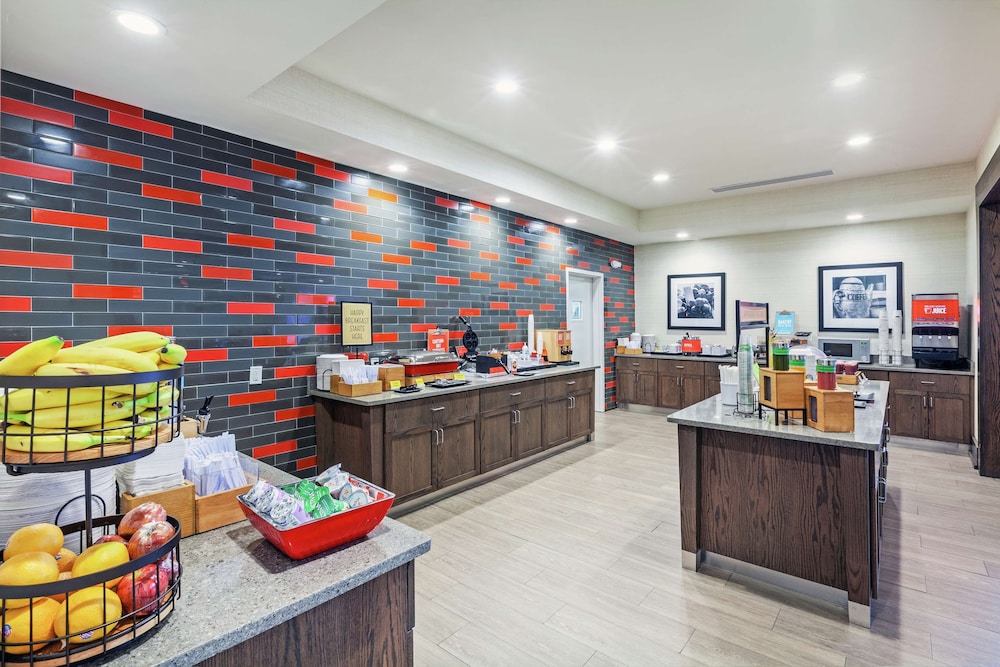 Hampton Inn North Little Rock McCain Mall - photo 42