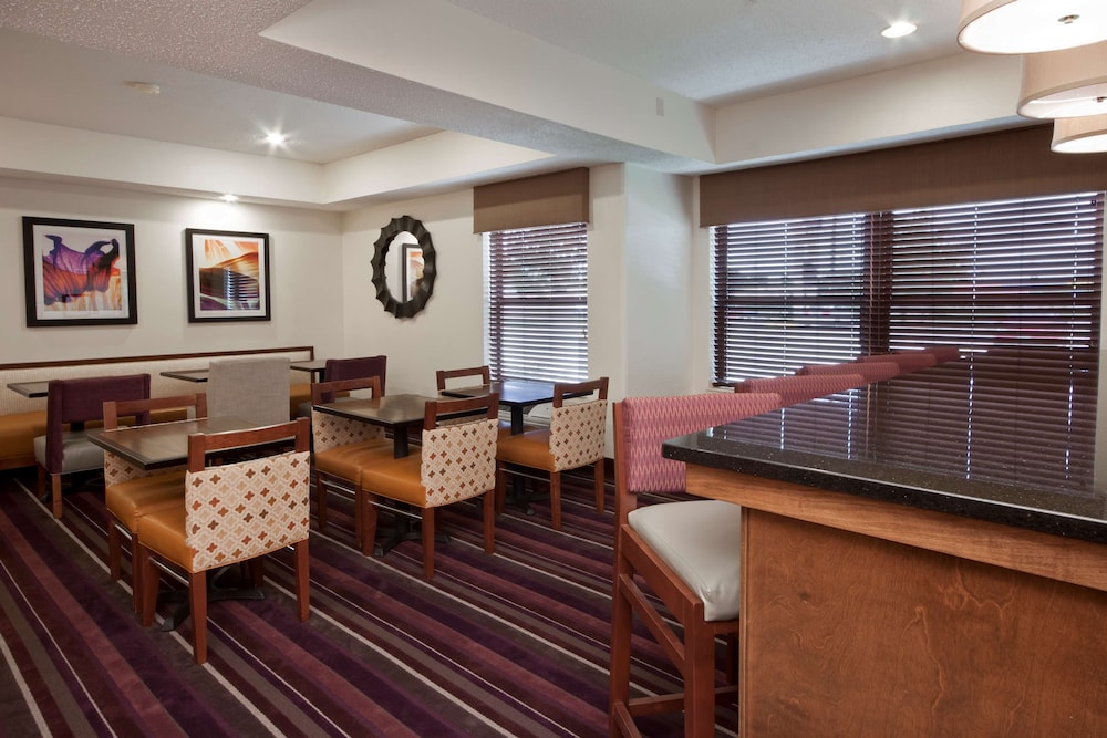 SureStay by Best Western Forsyth Decatur - photo 23