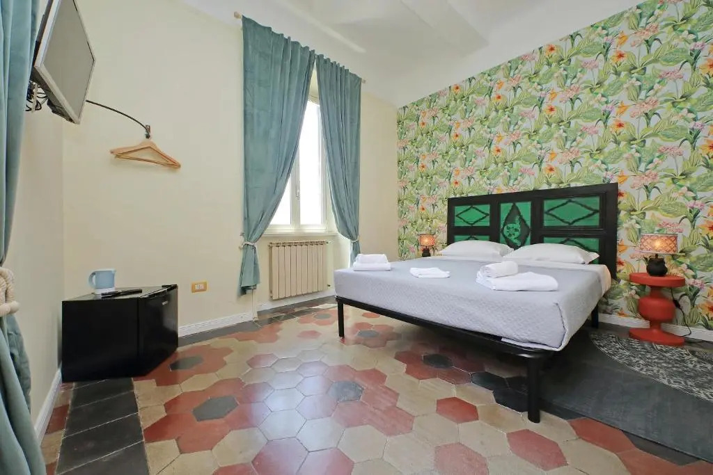 L'Arco del Colosseo B&B — 4-Star Luxury Hotel in Rome, Italy