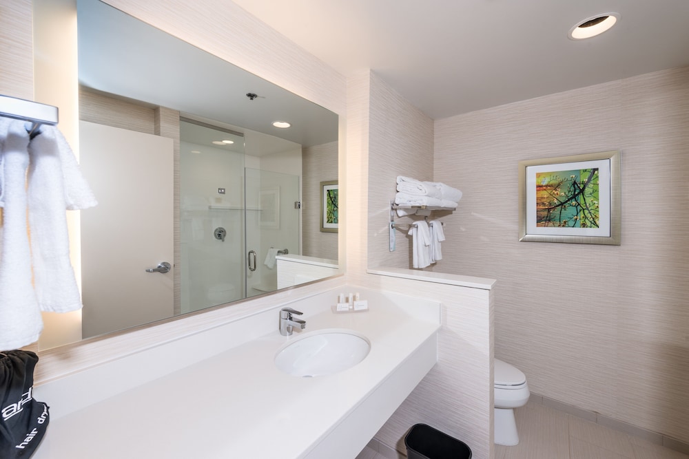 Fairfield by Marriott Inn & Suites Plymouth White Mountains - photo 20
