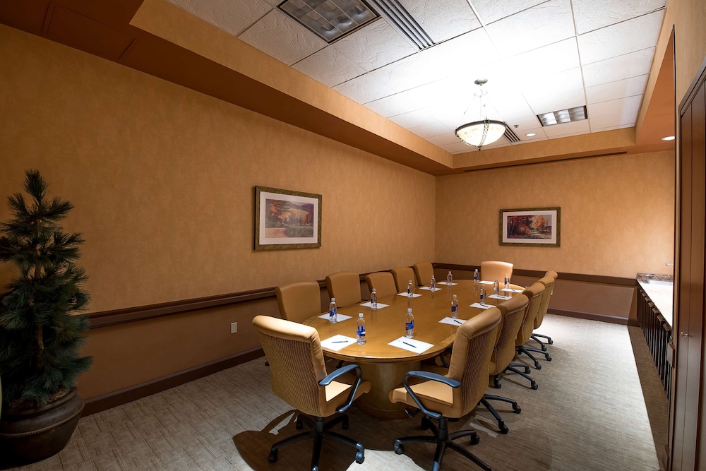 Embassy Suites by Hilton Albuquerque - photo 50