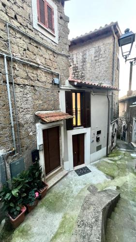 Collacchio 24 - carbon neutral hotel in Genazzano