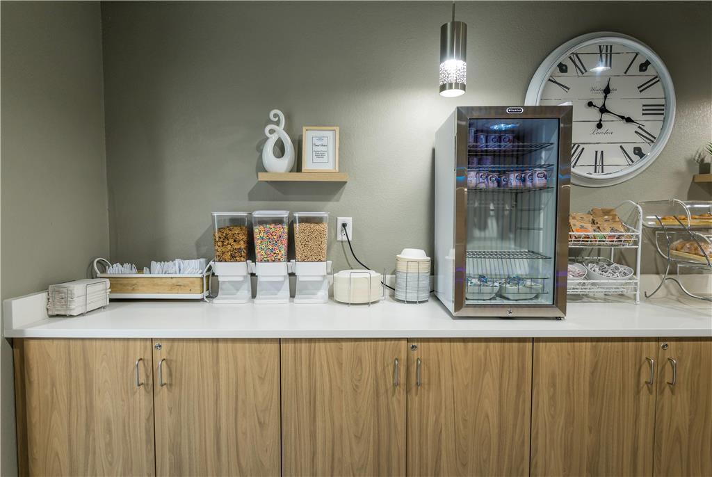 Microtel Inn & Suites by Wyndham Cheyenne - photo 48
