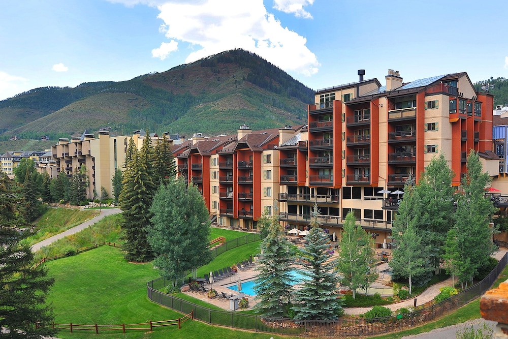 Lionsquare Lodge North #282 2 Bedroom Condo by RedAwning — 4-Star Luxury Hotel in Vail, United States