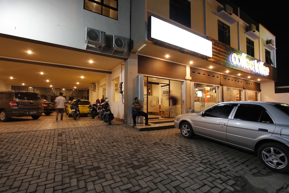 Palapa Hotel — hotel in Mataram