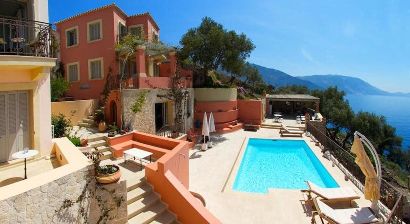 Roi Boutique Suites — 4-Star Luxury Hotel in Assos, Greece