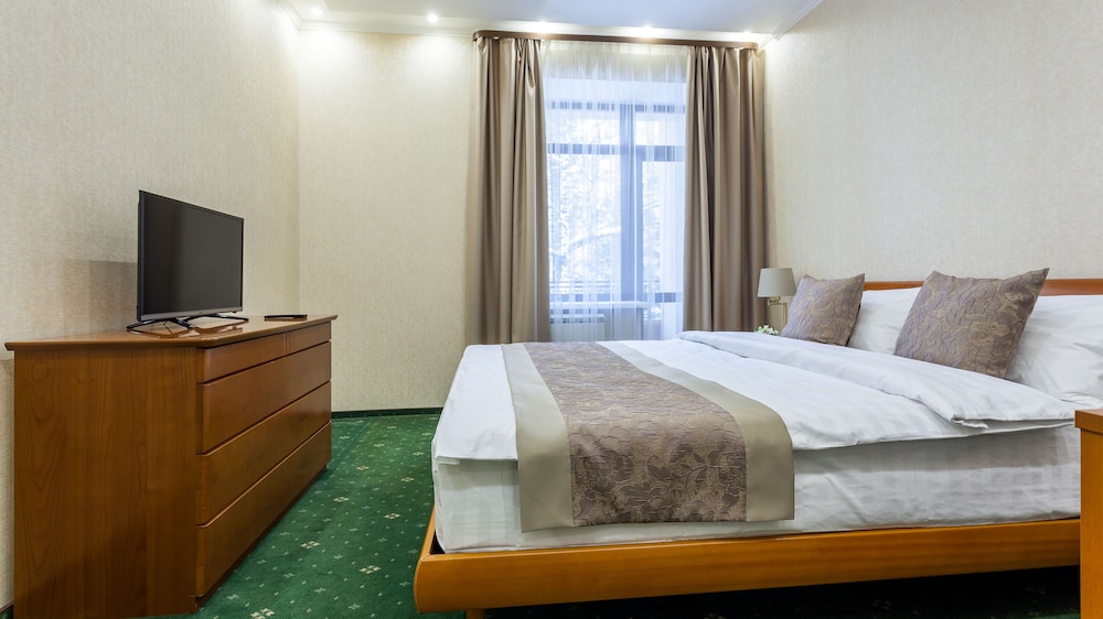 Sosnovy Bor Park Hotel — Novosibirsk — photo 2