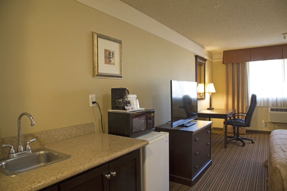Travelodge La Mesa - photo 25