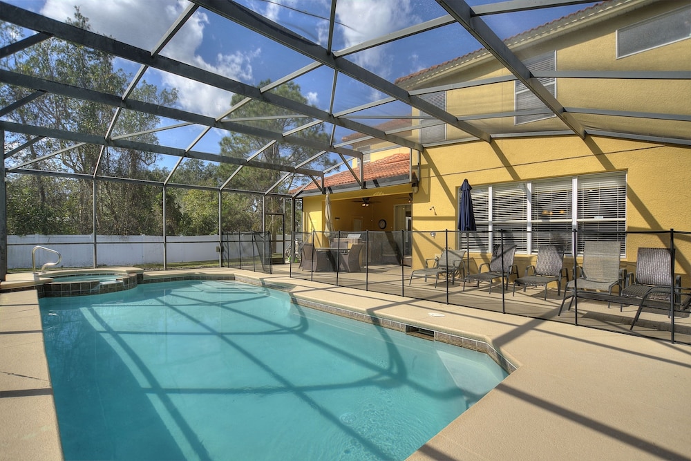 Indian Summer At Watersong Resort 5 Bedroom Villa - photo 38
