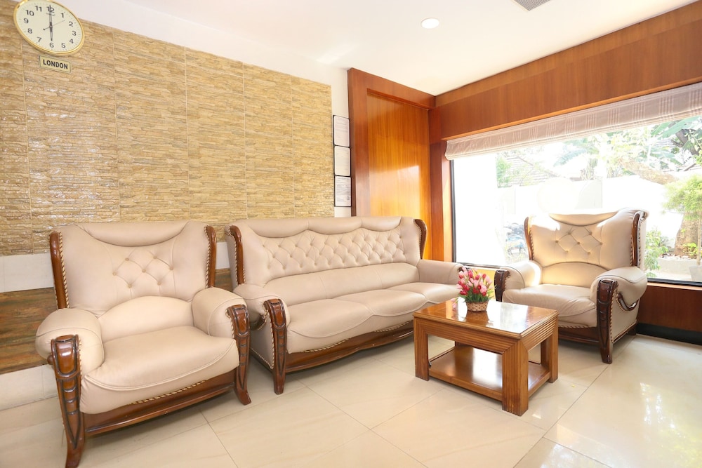 Capital O 19742 Hotel Dona Castle in Kollam, India