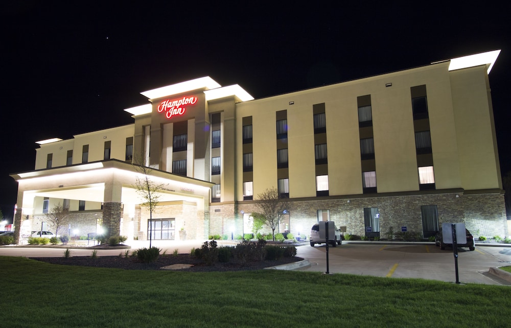 Hampton Inn Decatur Mt. Zion - photo 37