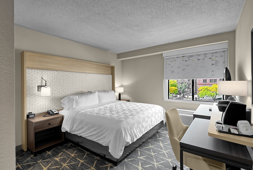 Holiday Inn & Suites Chicago Downtown by IHG - photo 10