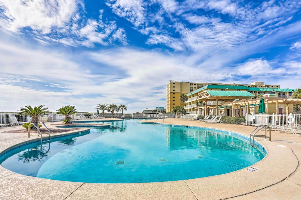 Resort Perks: Gulf Shores Beach inspired Condo - photo 14