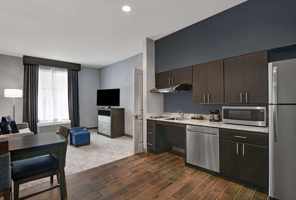 Homewood Suites by Hilton Edison Woodbridge - photo 17