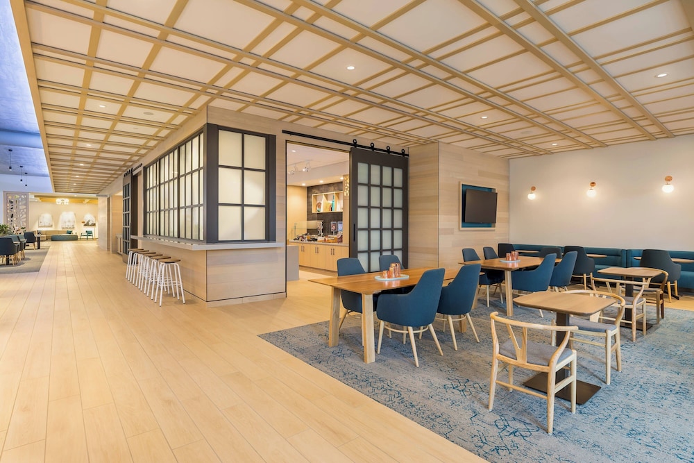 SpringHill Suites by Marriott St. Paul Downtown - photo 19
