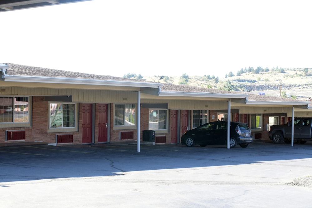 A 1 Budget Motel - photo 99