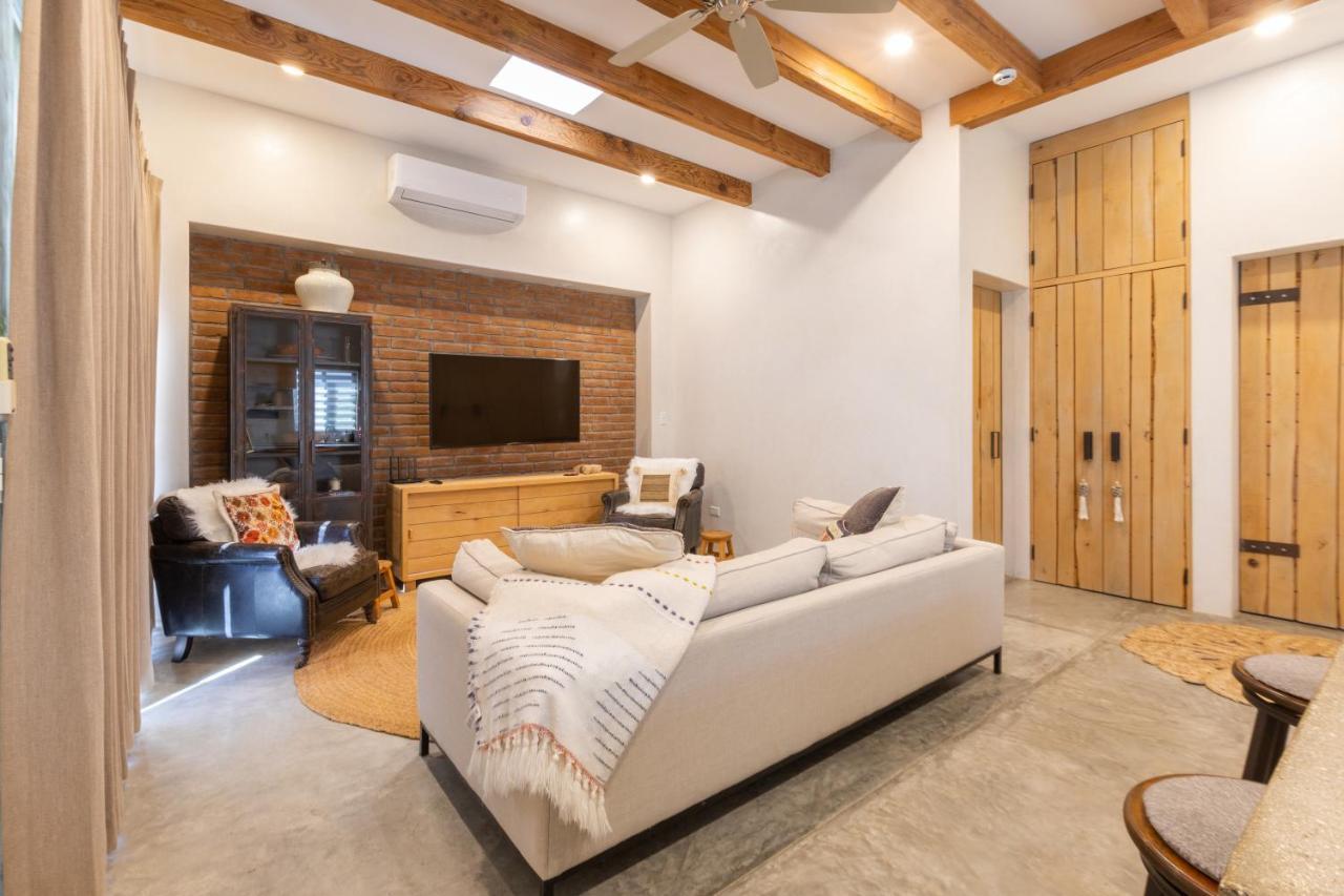 Ocean and Mountain Views home in El Pescadero — 4-Star Luxury Hotel in El Pescadero, Mexico