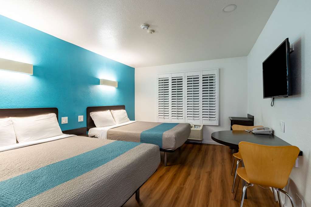 Motel 6 Fountain Valley CA Huntington Beach Area - photo 9