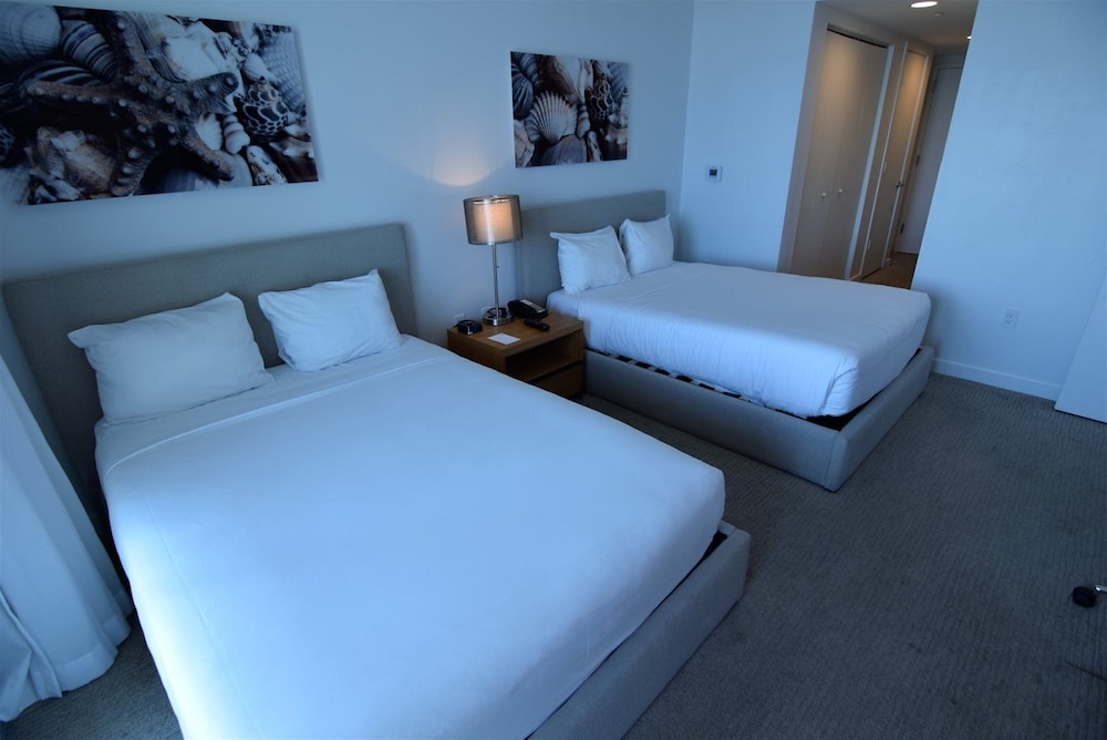Stuning Ocean View 3 Bed 3 Bath Across The Beach @ Beachwalk - photo 7