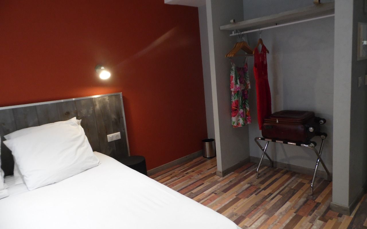 Logis Hotel Yseria Historical Center — Agde