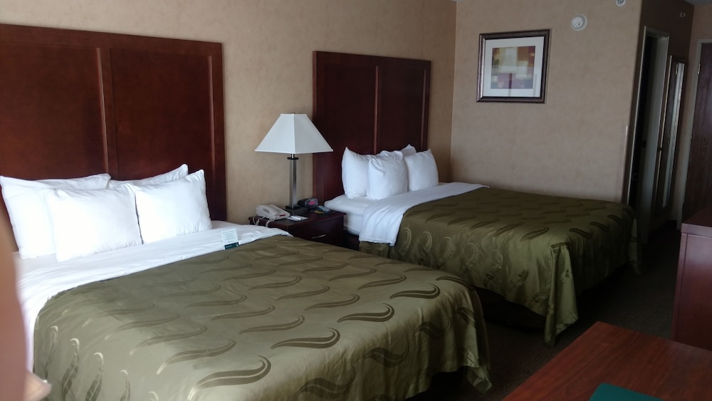Quality Inn Denver Northeast Brighton - photo 8