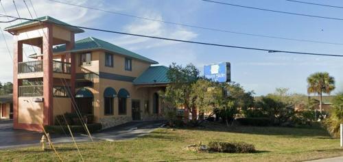River Side Inn - photo 17