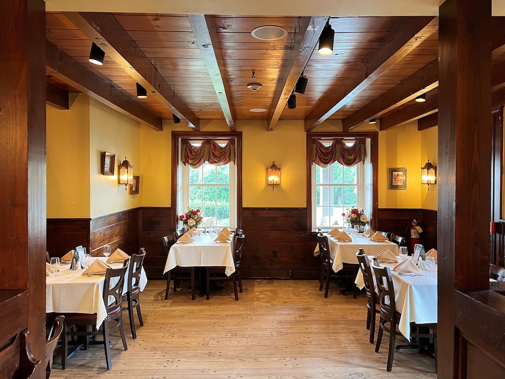 Plumsteadville Inn - photo 15