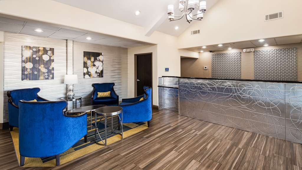 Best Western Plus Tulsa Inn & Suites - photo 4