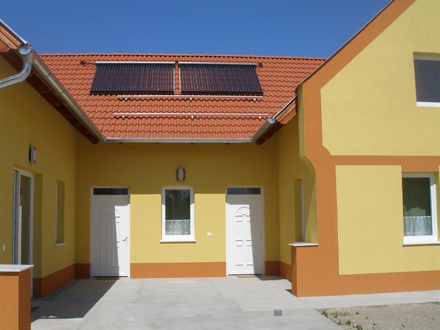 Ponty Lak Vendégház — hotel in Davod