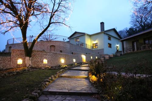 Thea Dodoni in Ioannina, Greece