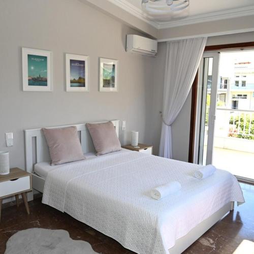 Beverley's House Rio — 4-Star Luxury Hotel in Rio, Greece
