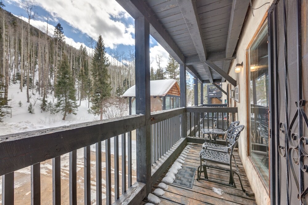 Cozy Streamside Studio 2 Mi To Taos Ski Resort — Taos