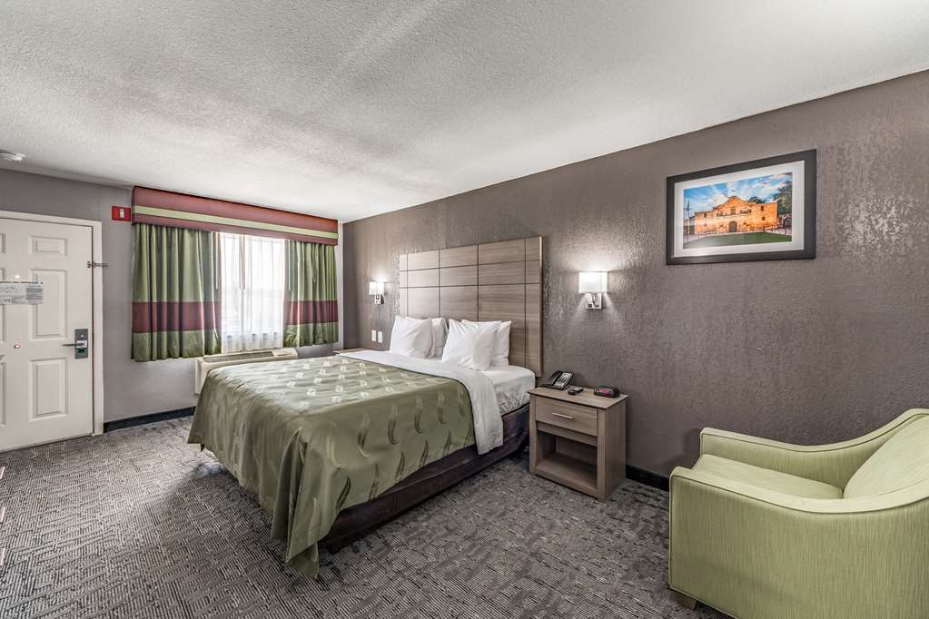 Quality Inn I 10 East near Frost Bank Center - photo 12