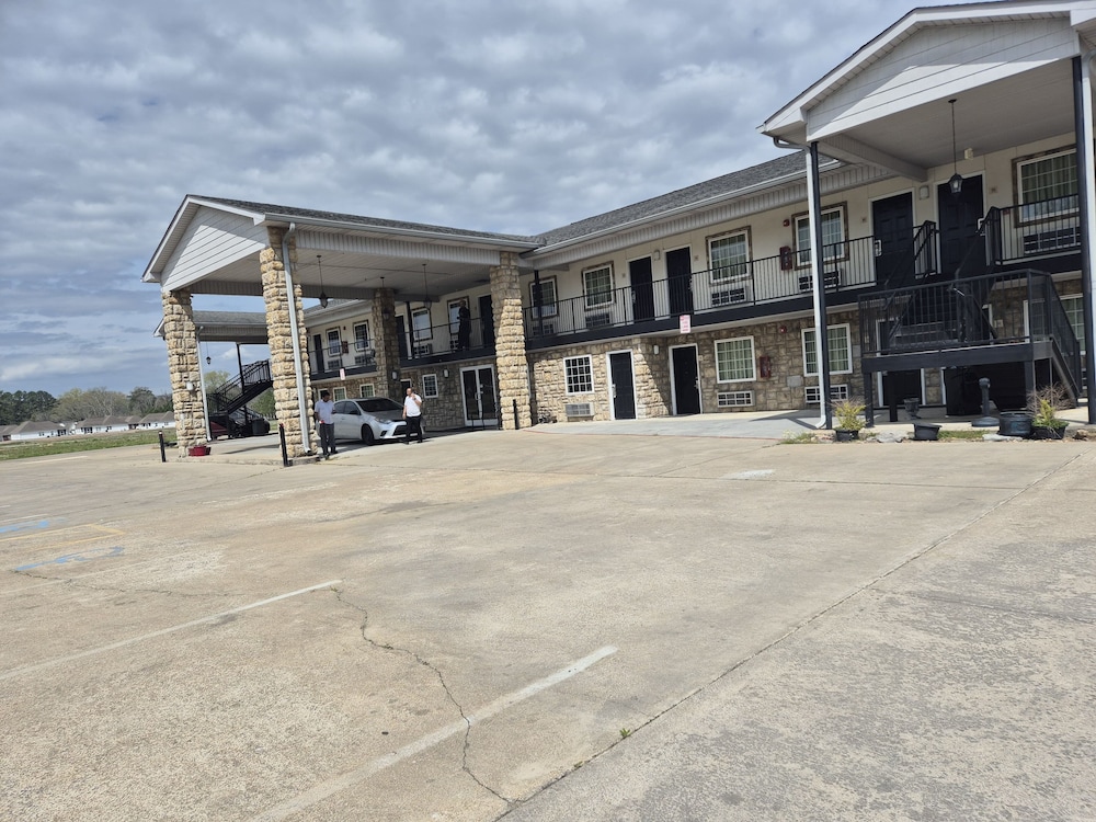General Bragg Inn & Suites Chickamauga - photo 37