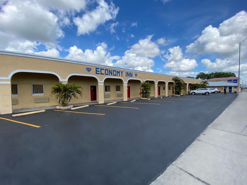 Economy Inn — hotel in Arcadia