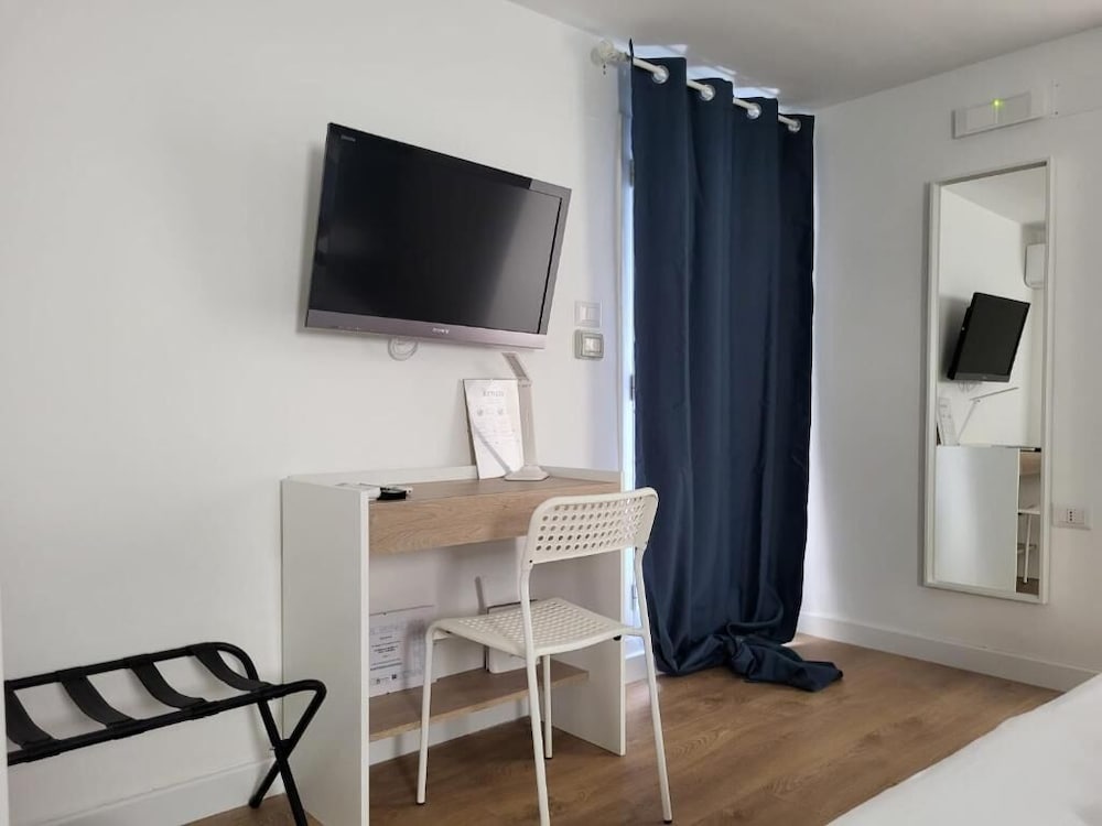 The Attico — 4-Star Luxury Hotel in Bari, Italy