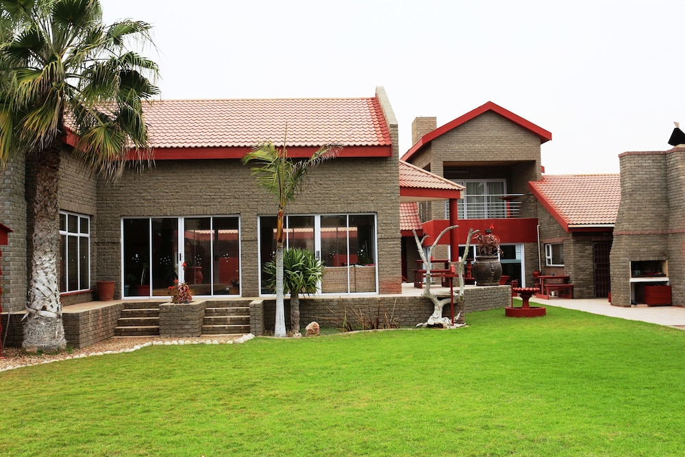 Amjicaja Guesthouse — 4-Star Luxury Hotel in Walvis Bay, Namibia