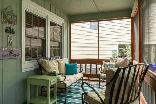 Beach Happy by Oak Island Accommodations - photo 7