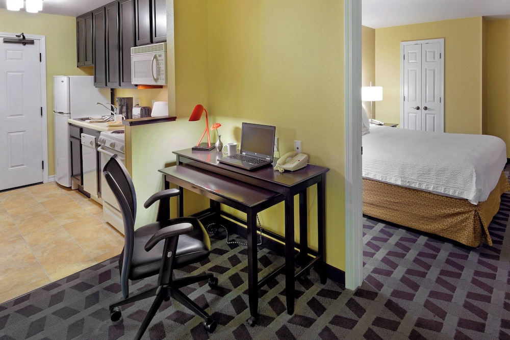 TownePlace Suites Marriott Joplin - photo 11