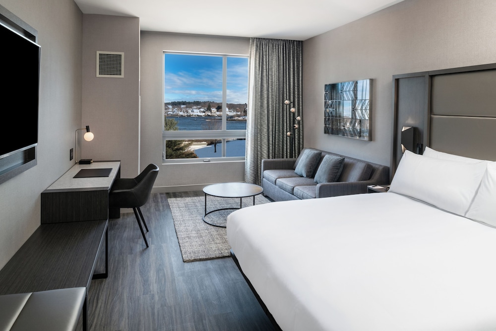 AC Hotel by Marriott Portsmouth - photo 7