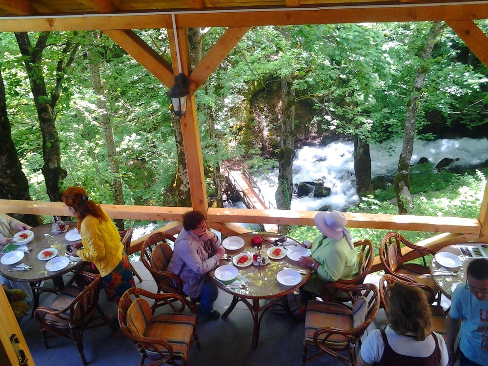 Hotel Ravnjak — Mojkovac — photo 2