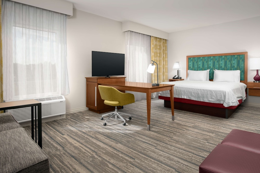 Hampton Inn & Suites Orangeburg - photo 12