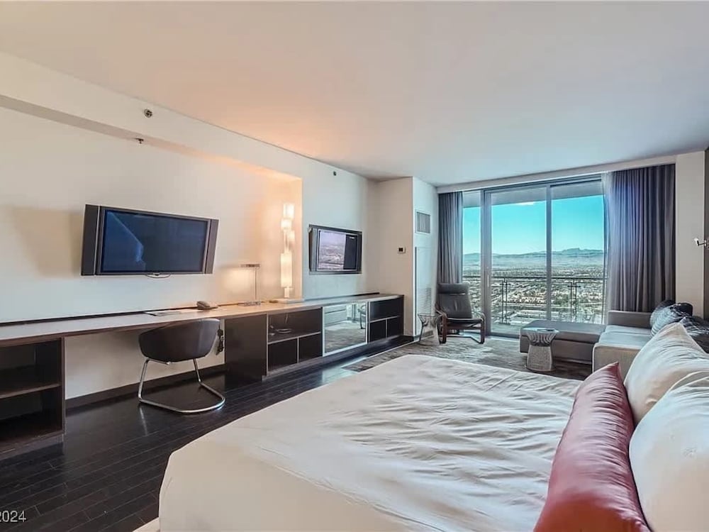 Palms Place Condo Hotel & Casino - photo 32