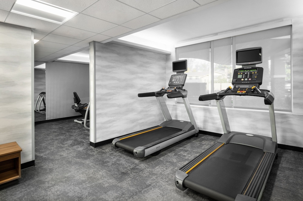 Fairfield Inn & Suites by Marriott Boulder - photo 17