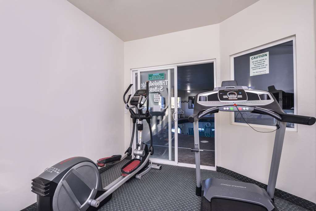 Travelodge Suites by Wyndham Newberg - photo 12