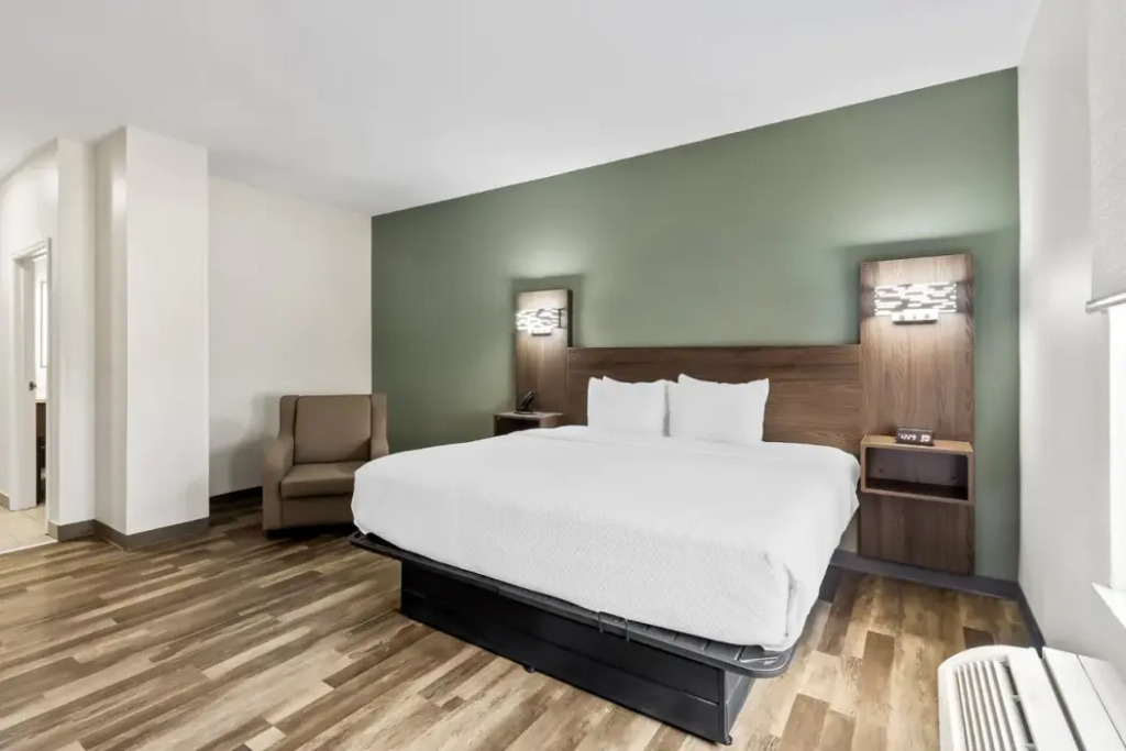 Quality Inn & Suites Columbia Harbison - photo 10
