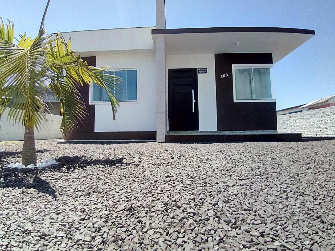 Casa Premium Em Balneario Gaivota — 4-Star Luxury Hotel in Sombrio, Brasil