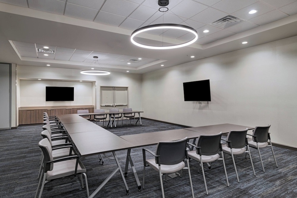 TownePlace Suites by Marriott Dallas DFW Airport North Irving - photo 35