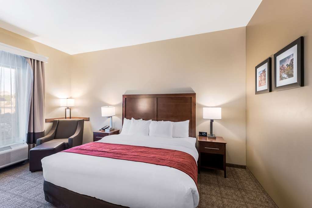 Comfort Inn & Suites Zion Park Area - photo 10