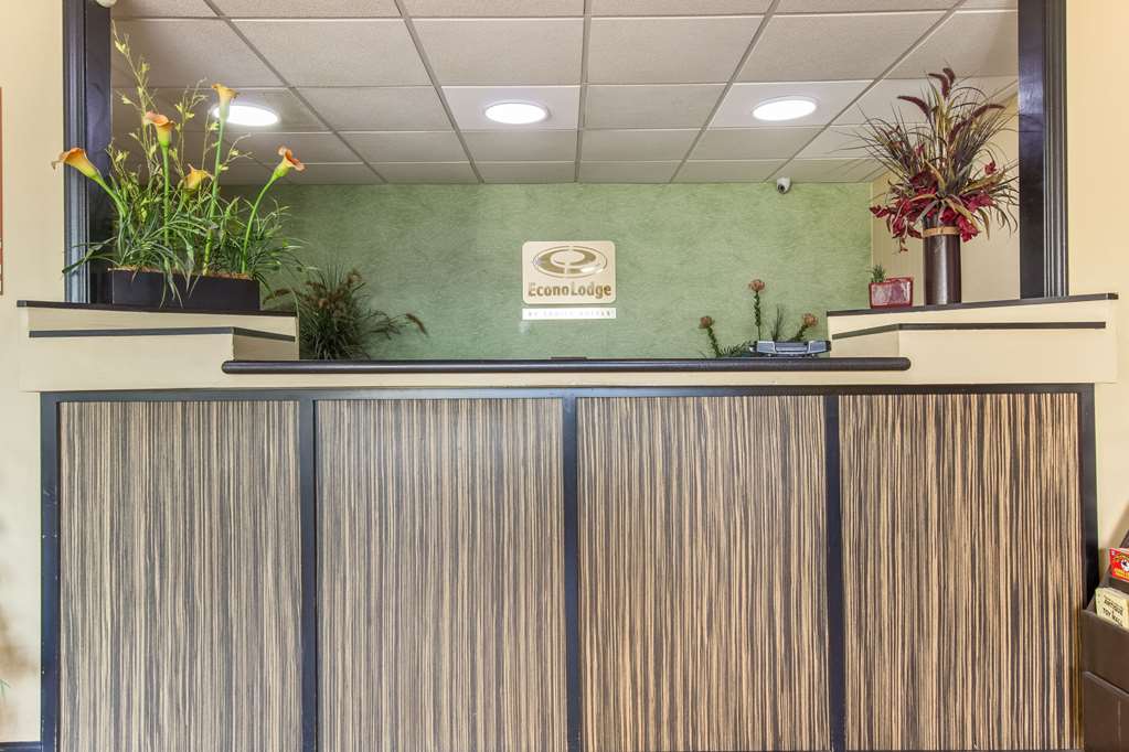 Econo Lodge Fort Knox - photo 14